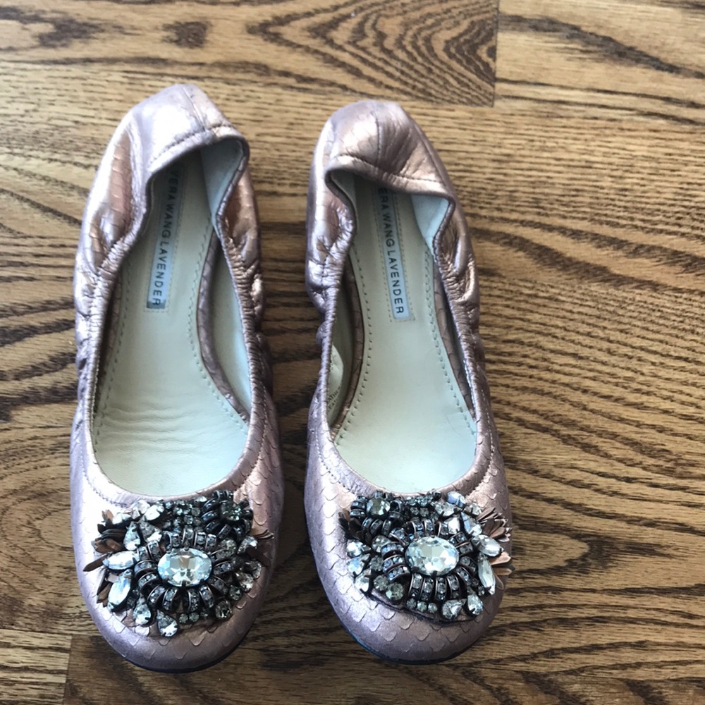 Vera wang embellished metallic flats
